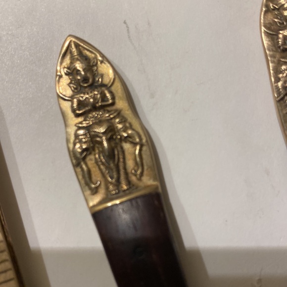 Vintage Siam Brass and Wood Serving Fork and Spoon - Picture 3 of 12